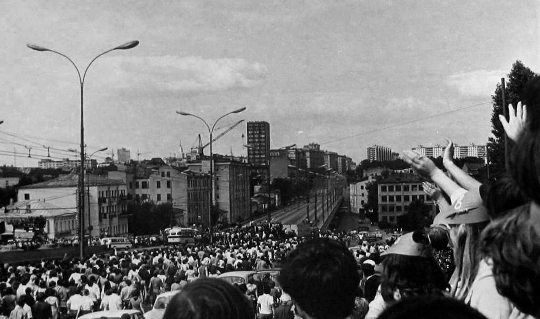 Mosca, 25-28 luglio 1980. Funerali di Vysockij